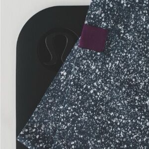 Lululemon The (Big) Towel